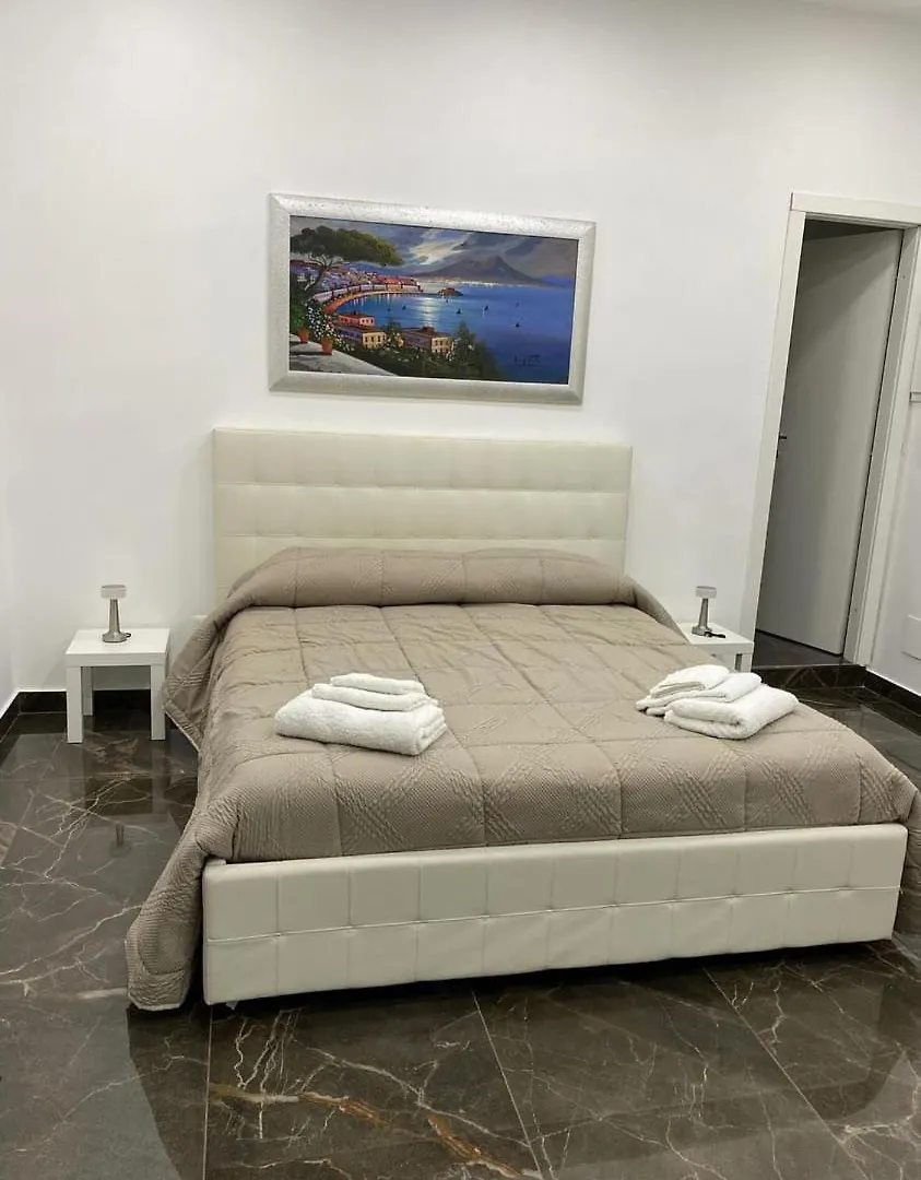 Casa Mariano Vila Nápoles 0*,  Itália